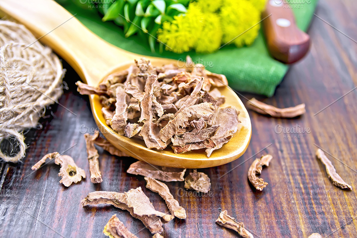 Root dry of Rhodiola rosea in spoon, a Food & Drink Photo by rezkrr (Photo 5 of 5)