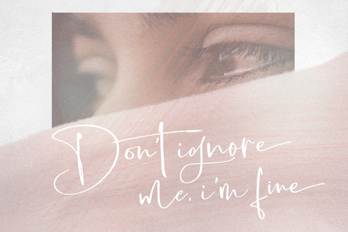 Boisterous Signature, a Script Font by Dhan Studio (Photo 5 of 24)
