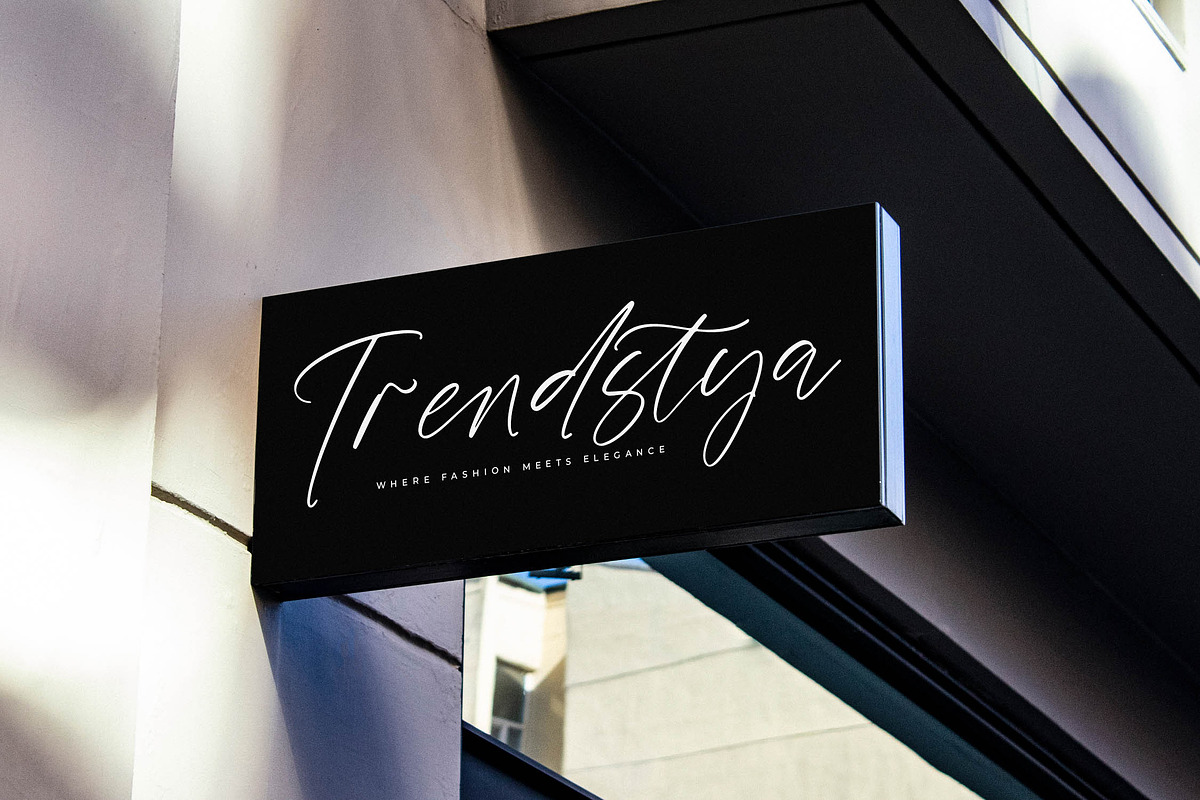 Dayland Vintage Modern Handwritten, a Script Font by stylishtype.co (Photo 4 of 20)