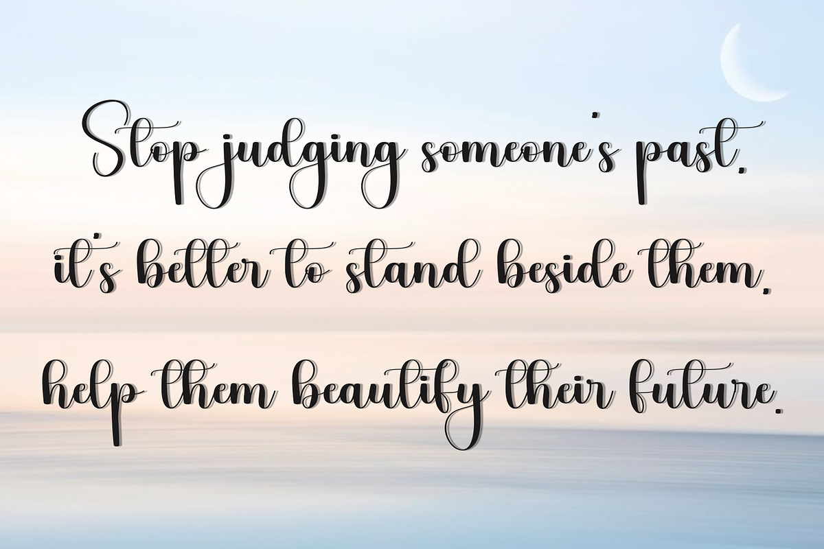Santa Briliant, a Handwritten Font by InermediaSTUDIO (Photo 4 of 8)