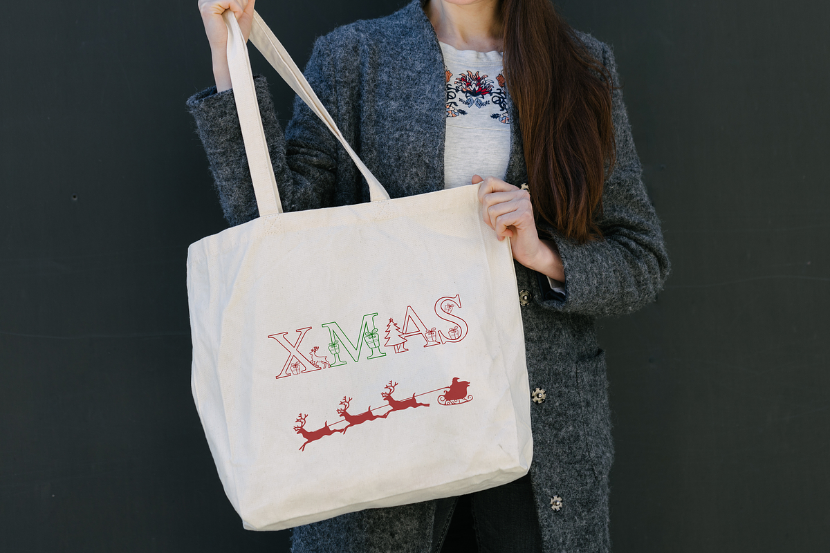 Chrismas deer, a Symbol Font by Petal Pixels (Photo 6 of 9)