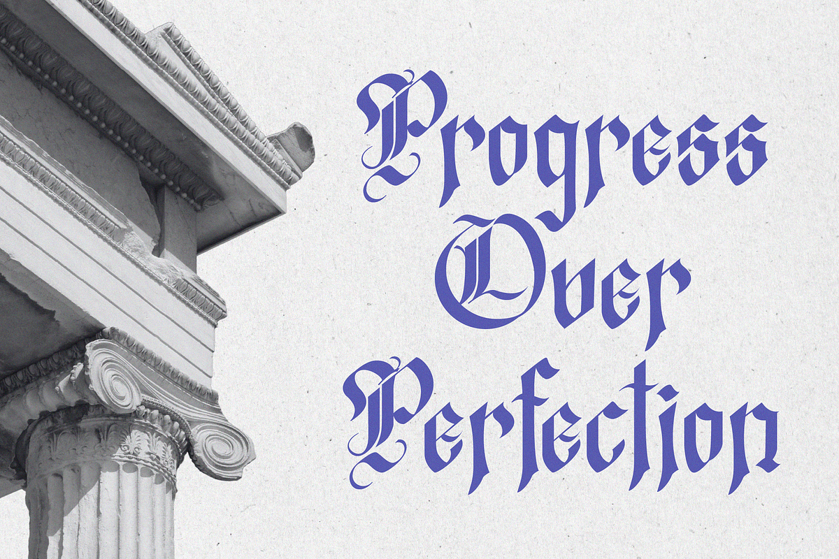 Westend Ridge - Blackletter Font, a Blackletter Font by Randi Irvan | Rvandtype (Photo 9 of 12)