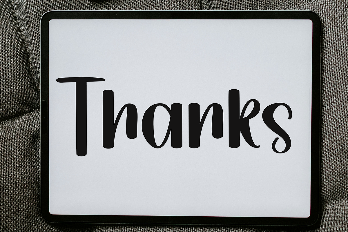Fashion, a Handwritten Font by InermediaSTUDIO (Photo 5 of 7)