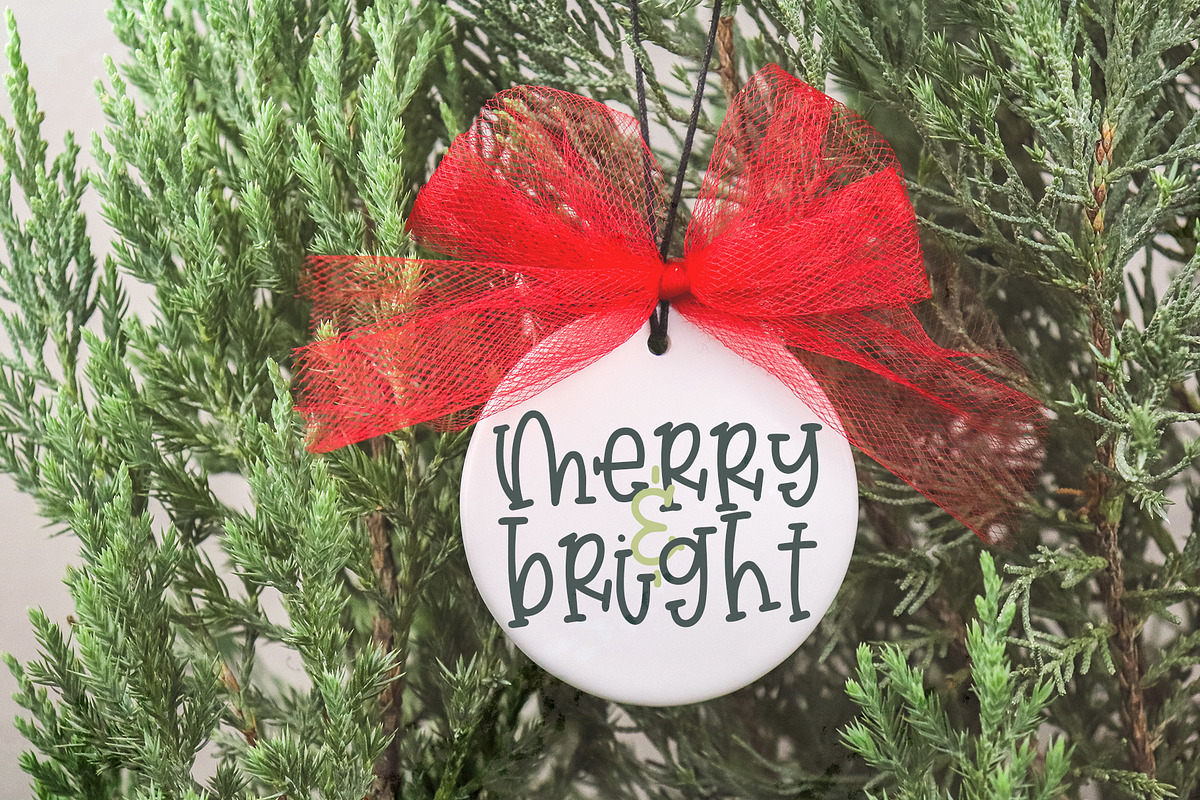 Christmas Stocking, a Font by Dansie Design (Photo 6 of 8)