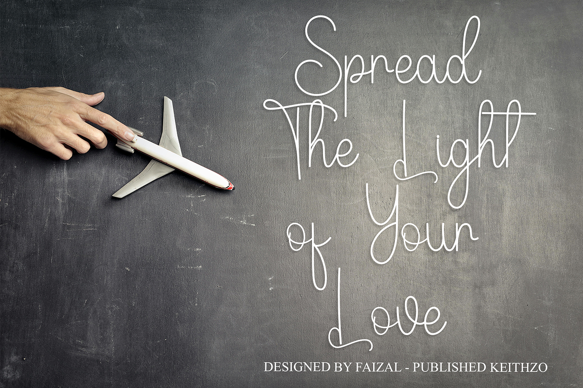 Monday Summer, a Handwritten Font by InermediaSTUDIO (Photo 5 of 7)