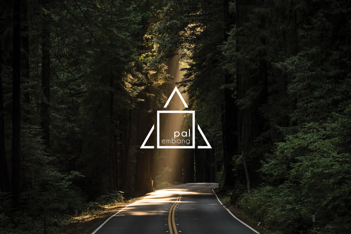 Minimal Square Logo - Hipster Line, a Branding & Logo Template by Sahade Studio (Photo 7 of 17)