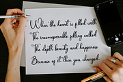 Clamshell, a Handwritten Font by InermediaSTUDIO (Thumbnail 2 of 7)