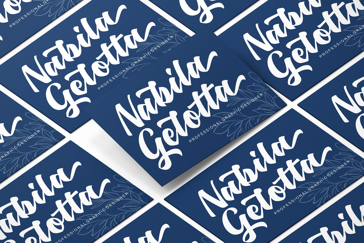 Fiolyta - Script Font, a Script Font by agnyhasyastudio (Photo 3 of 9)