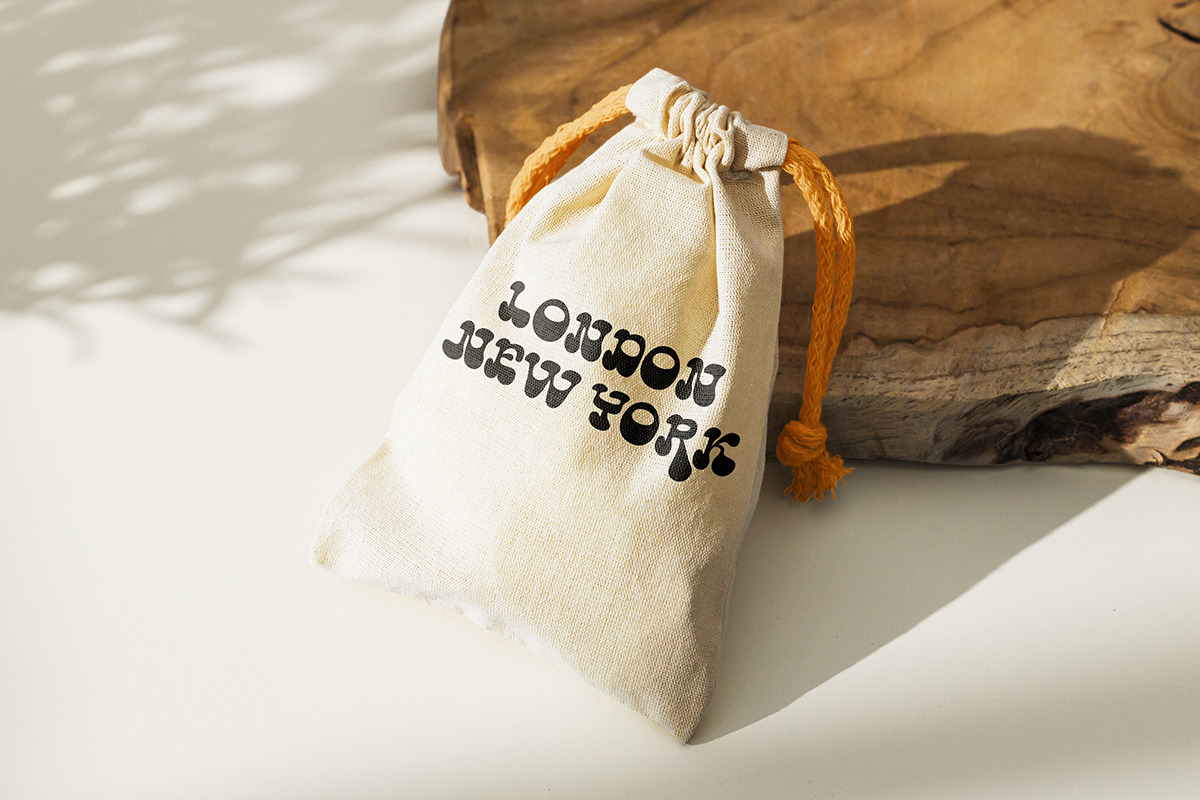 Saghi | Groovy Retro, a Handwritten Font by Pentagonistudio (Photo 6 of 10)