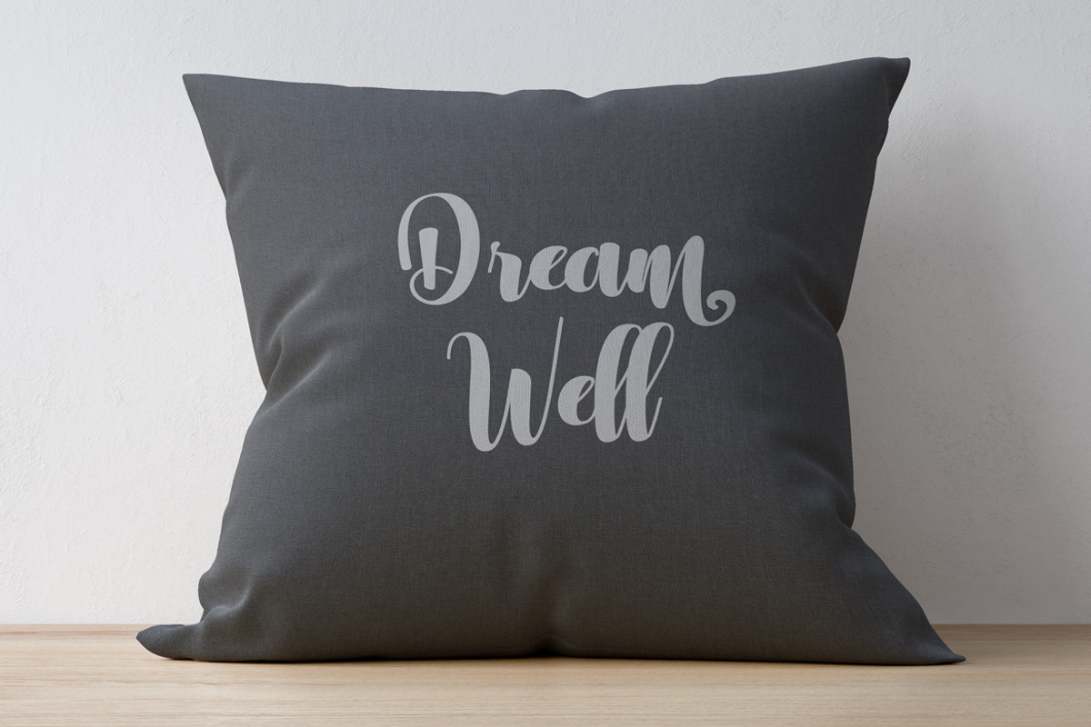 Night Juwita Lovely Calligraphy, a Script Font by UX Dummy (Photo 4 of 6)