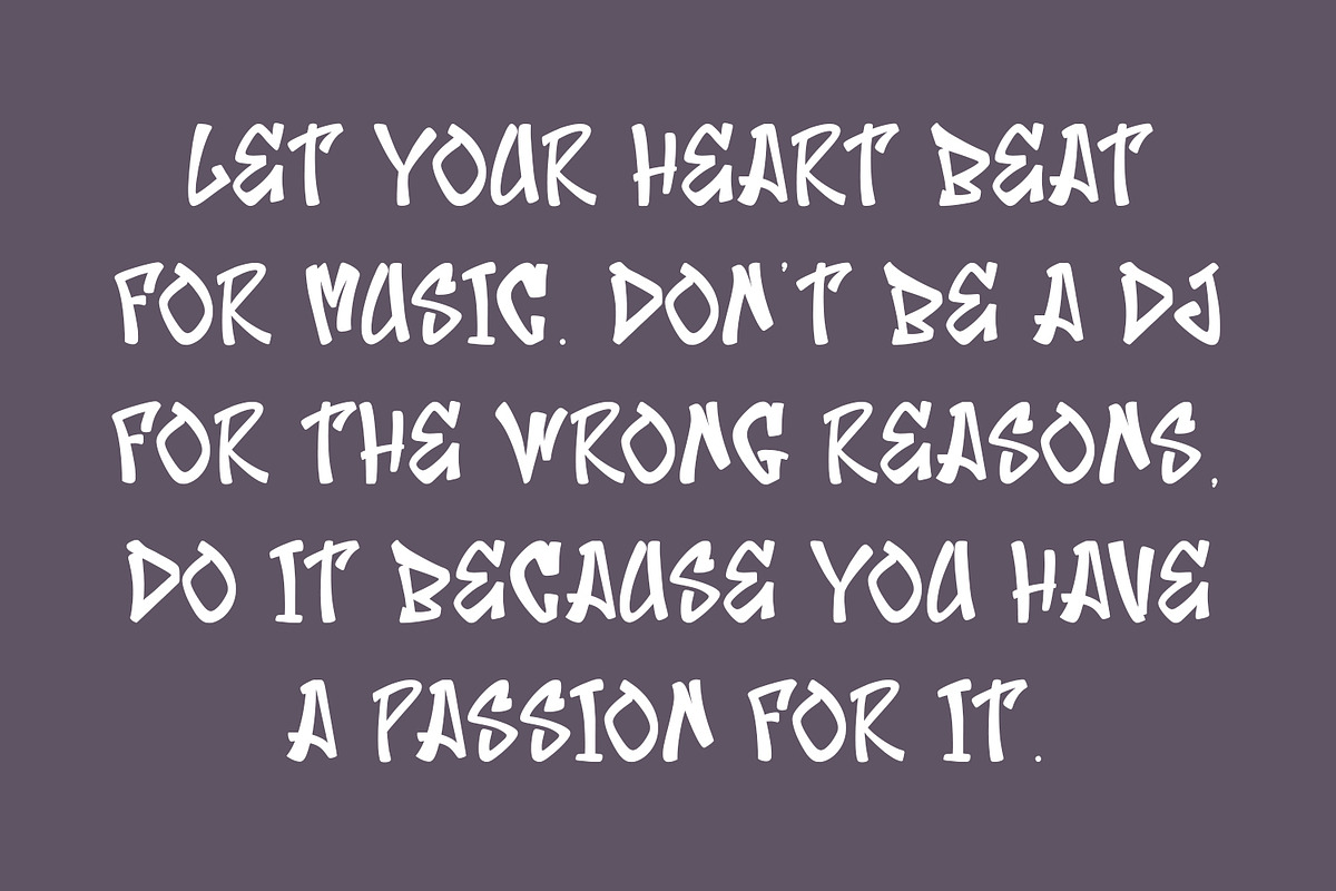 Rossick Graffiti Display Font, a Handwritten Font by Maulana Creative (Photo 7 of 7)