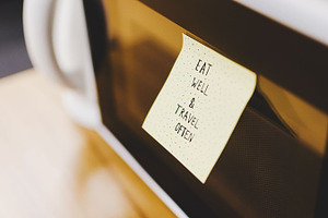 Eat well & Travel often note/ quote