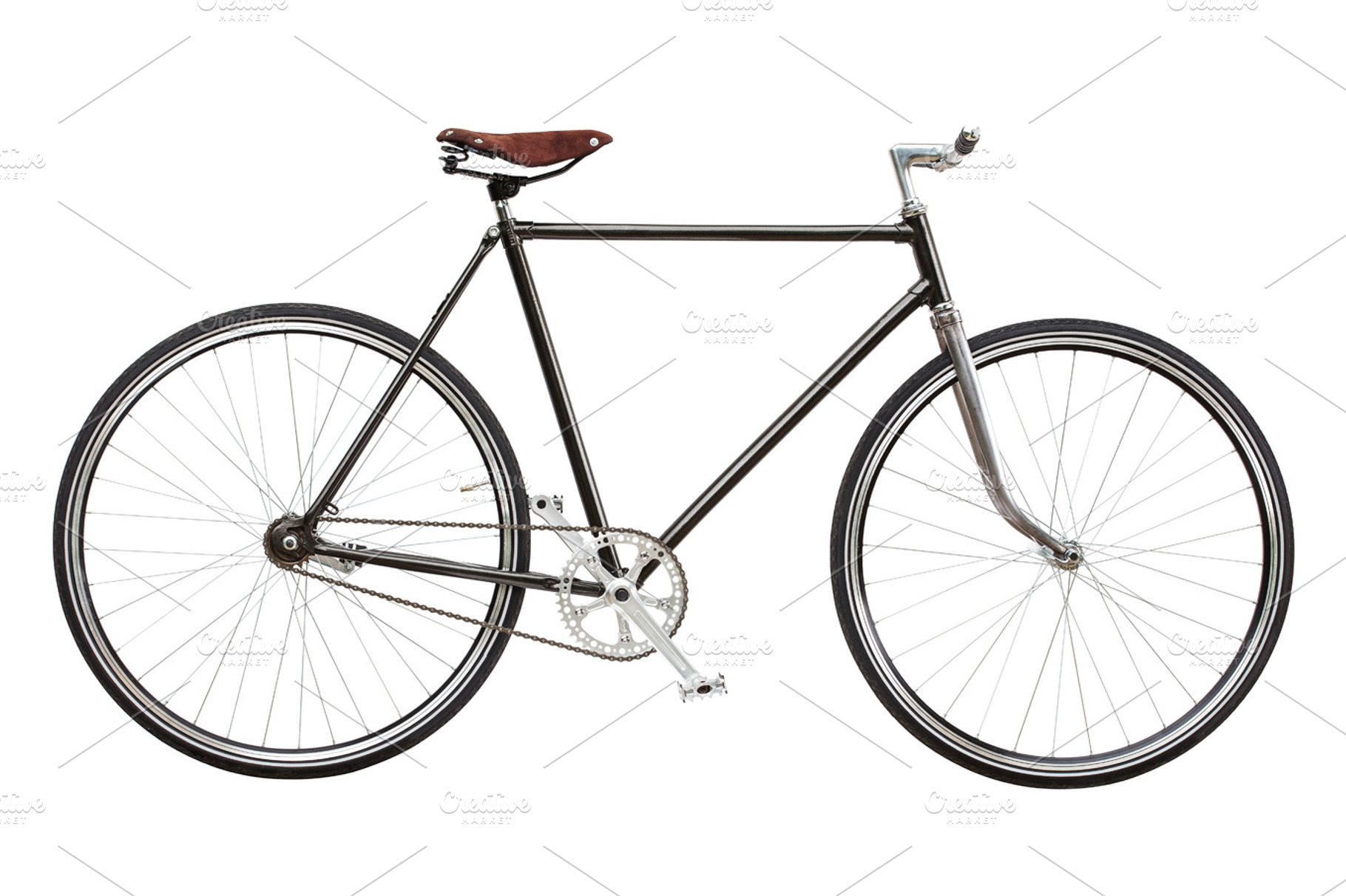 Vintage custom singlespeed bicycle isolated on white background, a Background Photo by Maksimkostenko