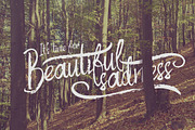 Autumn Feel font, a Script Font by Gleb Guralnyk (Thumbnail 2 of 5)