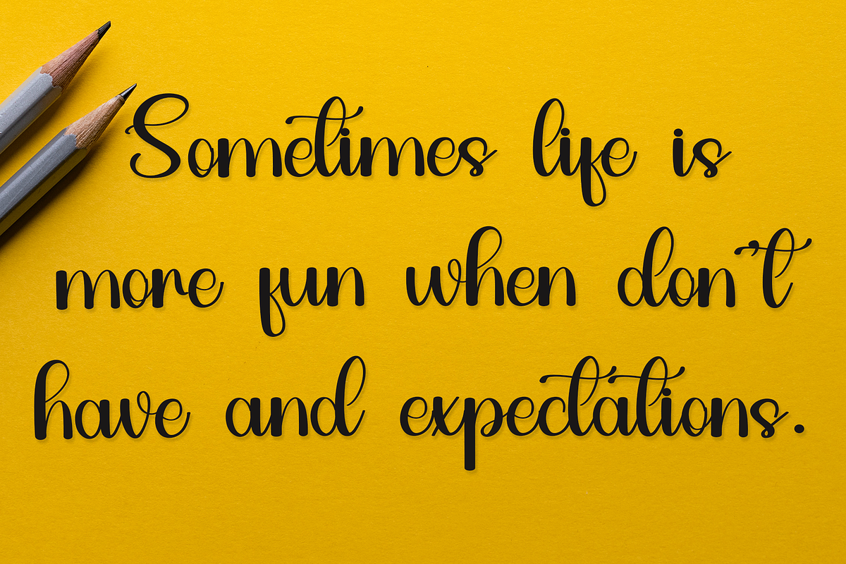 Quality, a Handwritten Font by InermediaSTUDIO (Photo 4 of 7)