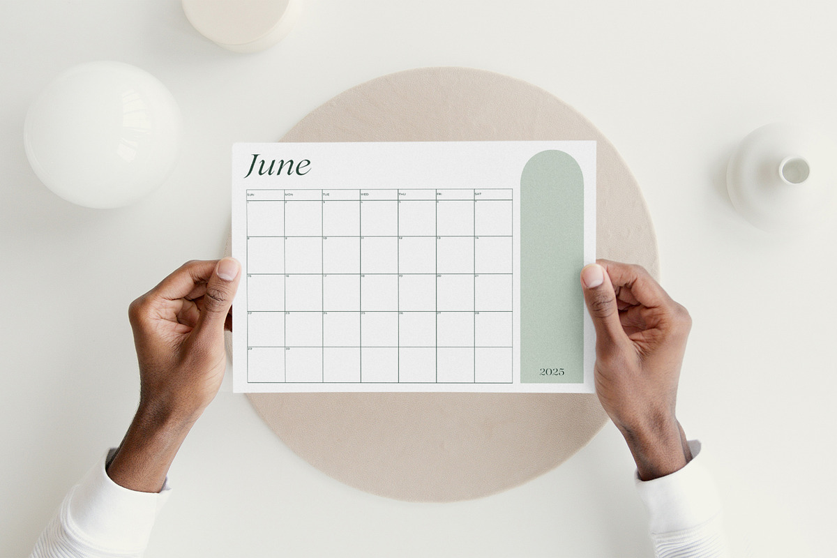 Green Calendar 2025 & Weekly Planner, a Stationery Template by Elena Dorosh (Photo 4 of 5)