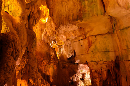 Interior view to Grutas Mira de Aire cave, Portugal