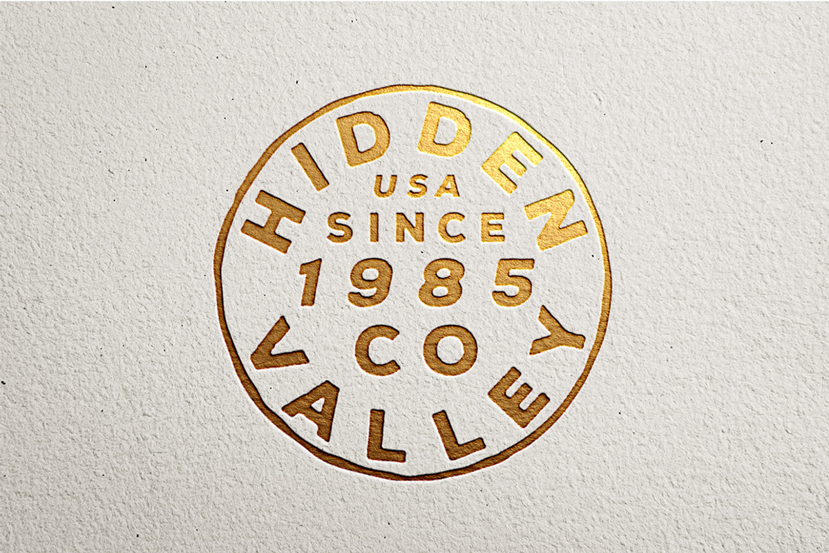 Vintage Logo Templates (+2 Fonts), a Branding & Logo Template by RyanBowlesDesign (Photo 6 of 10)