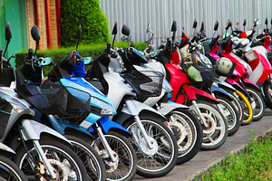 Many motobikes, a Photo by saiko3p