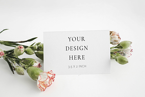 Floral Spring Business Card Mockup