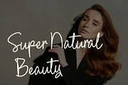 Saytonic Candel Signature Script, a Script Font by Maulana Creative (Thumbnail 3 of 7)