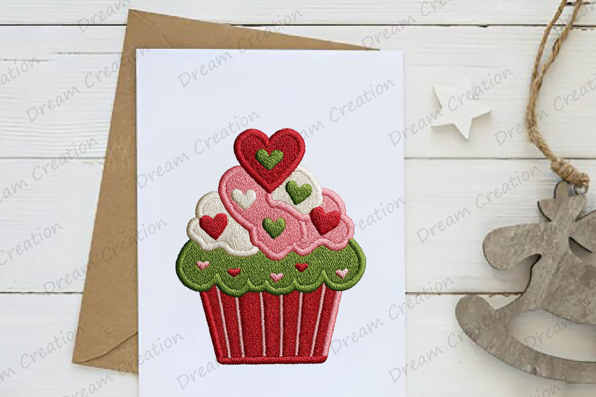 Faux Yarn Crochet Valentines Cupcake, an Illustration by Dream Creation (Photo 3 of 5)