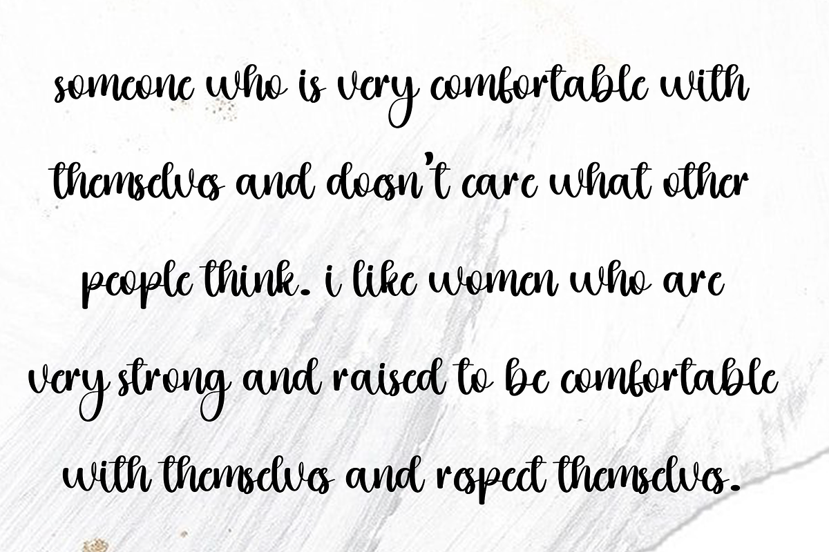 Mandala, a Handwritten Font by InermediaSTUDIO (Photo 7 of 8)