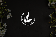 Minimalist Modern Nature Logo, a Branding & Logo Template by Luxury Logos (Thumbnail 2 of 4)