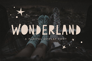 Wonderland Papercut Style Font