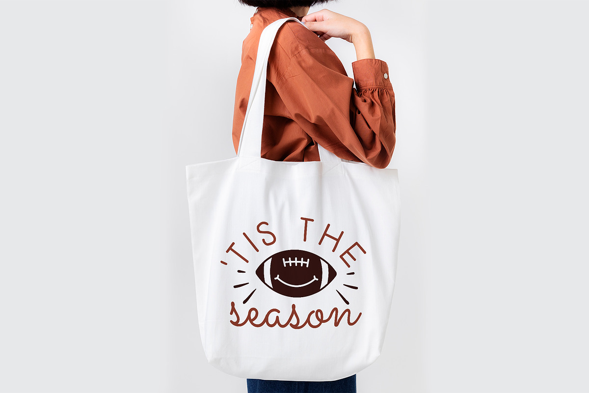 Football SVG Bundle 18 Designs, an Object Graphic by BeeCraftR (Photo 2 of 11)