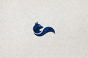 Minimalist Modern Fox Logo, a Branding & Logo Template by Luxury Logos (Thumbnail 4 of 4)