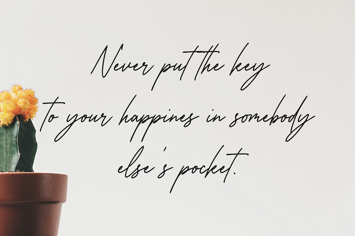 Asmillione - Monoline Signature Font, a Handwritten Font by Sibelumpagi Studio (Photo 2 of 10)