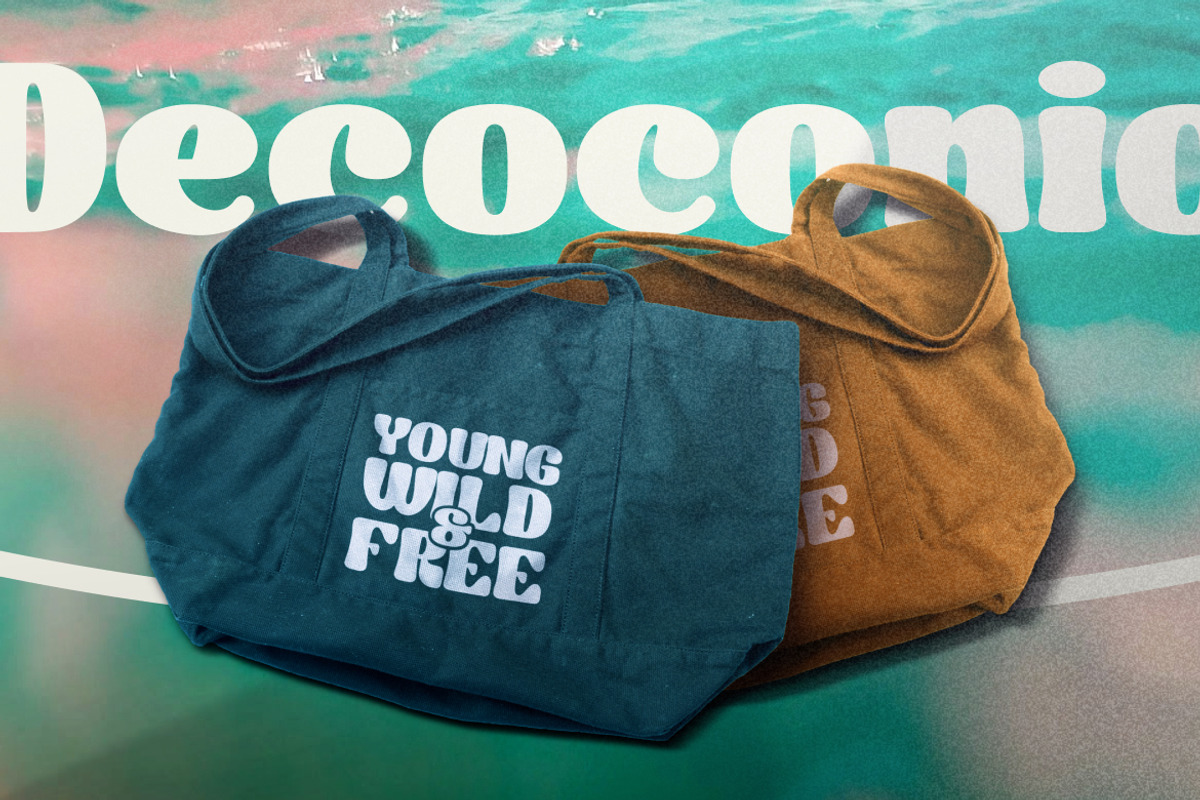 Vintique Retro Display, a Serif Font by Decoconio Design (Photo 4 of 7)