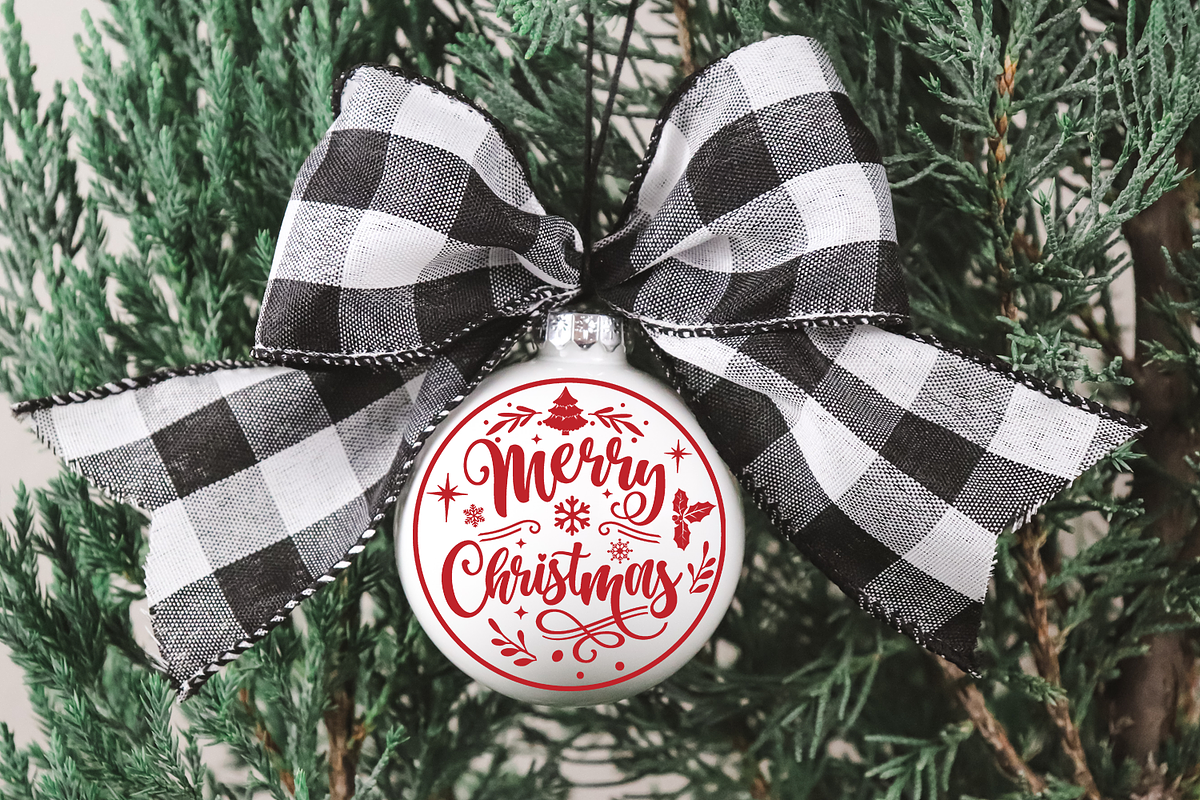 Round Christmas Ornaments Quotes, an Illustration by Anastasia Feya (Photo 7 of 8)