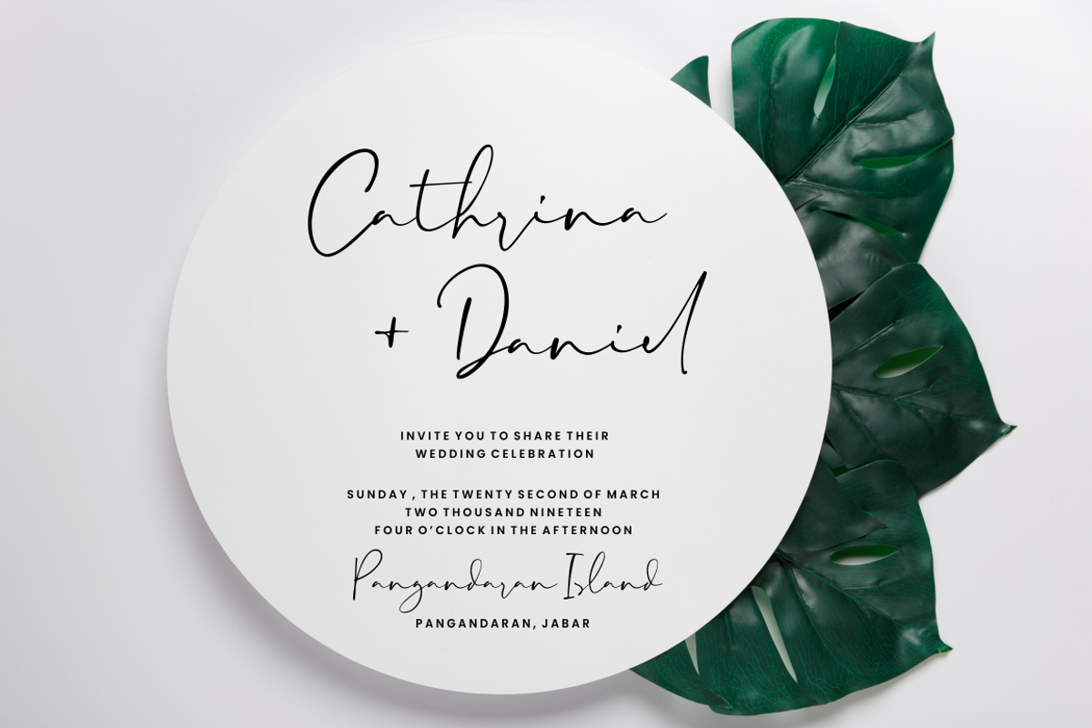 Paris Tonight - Script Font preview 3