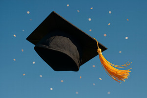 Graduation cap with gold tassel, a Photo by rarrarorro