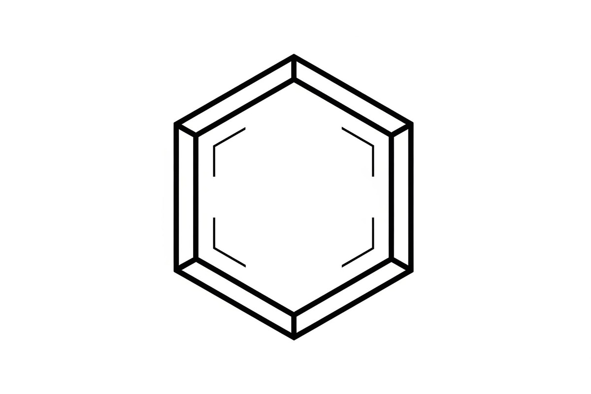 Polygon Frame & Label Bundle, an Illustration by Creativeshirt (Photo 15 of 51)