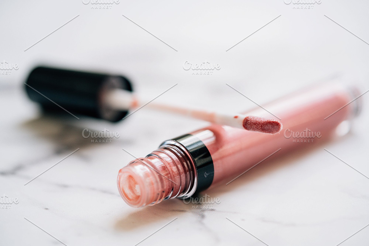 Beauty styled stock photo bundle | 1 containing social media, instagram, a Beauty & Fashion Photo by Brand Strategy Co. (Photo 4 of 6)
