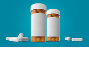 Pills Bottle, a Cups & Container Mockup by rogeriomarcos (Thumbnail 3 of 5)