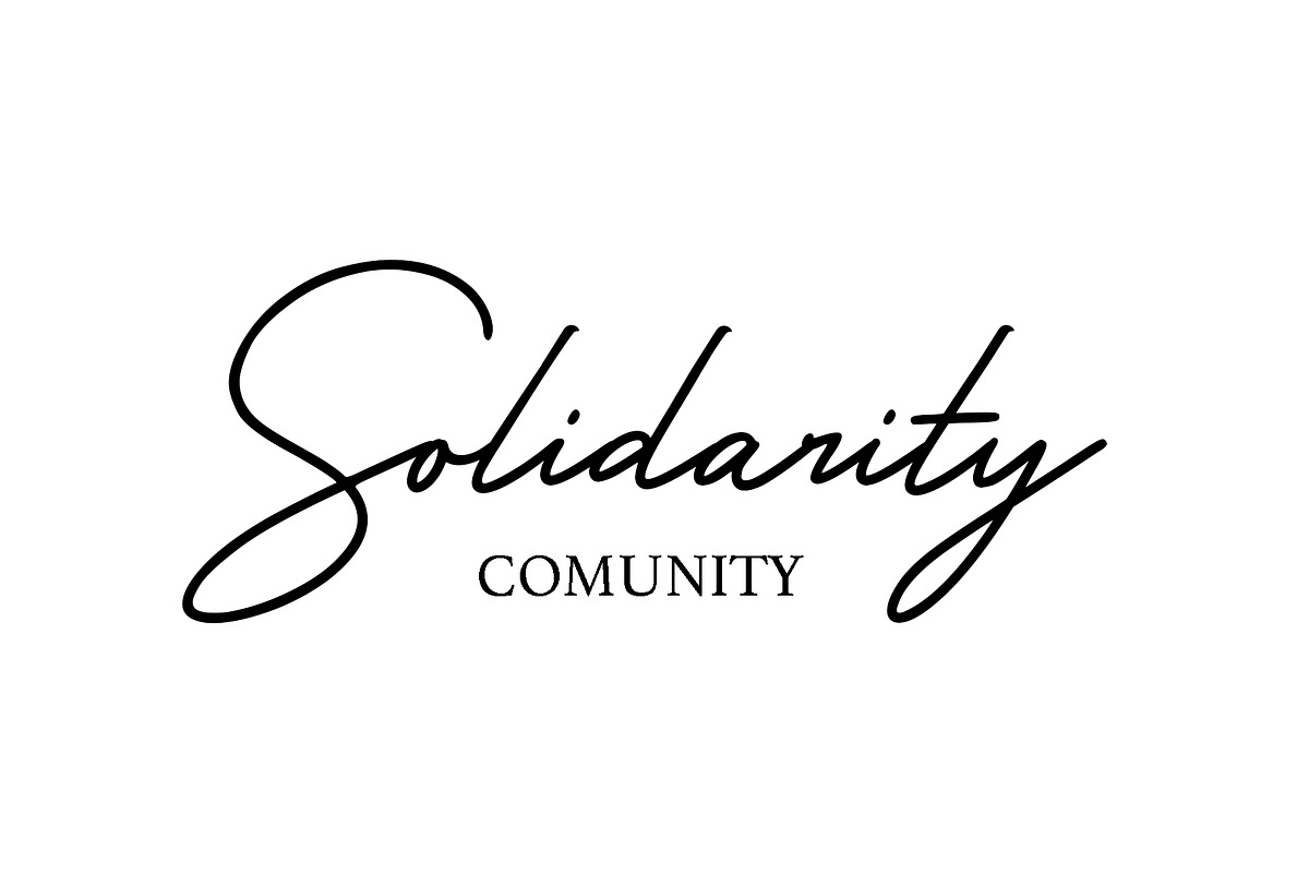 Rose Clover - Modern Signature Font, a Handwritten Font by RHD Creative Studio (Photo 3 of 9)