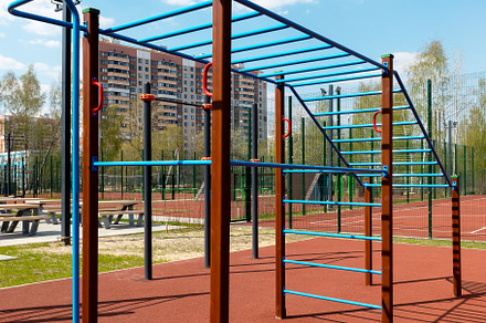 Outdoor gym for street workout