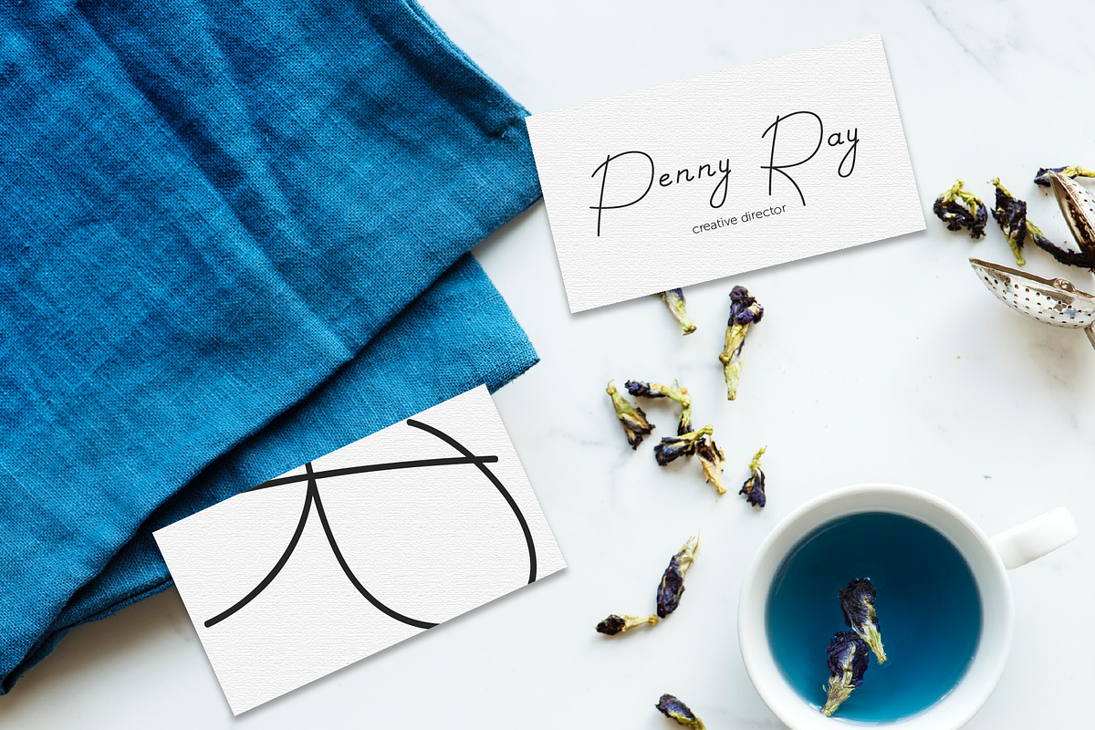 Louventery | a script font preview 3