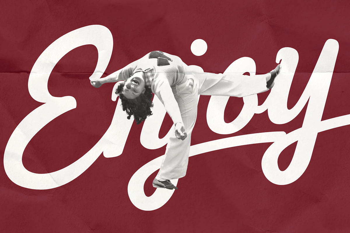 Himalayan – Bold Script Font, a Script Font by Fikryal Studio (Photo 13 of 14)