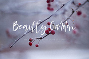 Mondela || Casual Handwritten Font, a Script Font by BrandSemut (Thumbnail 8 of 13)