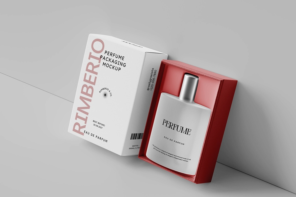 Perfume Packaging Mockup, a Packaging Mockup by Tokobeta (Photo 4 of 7)
