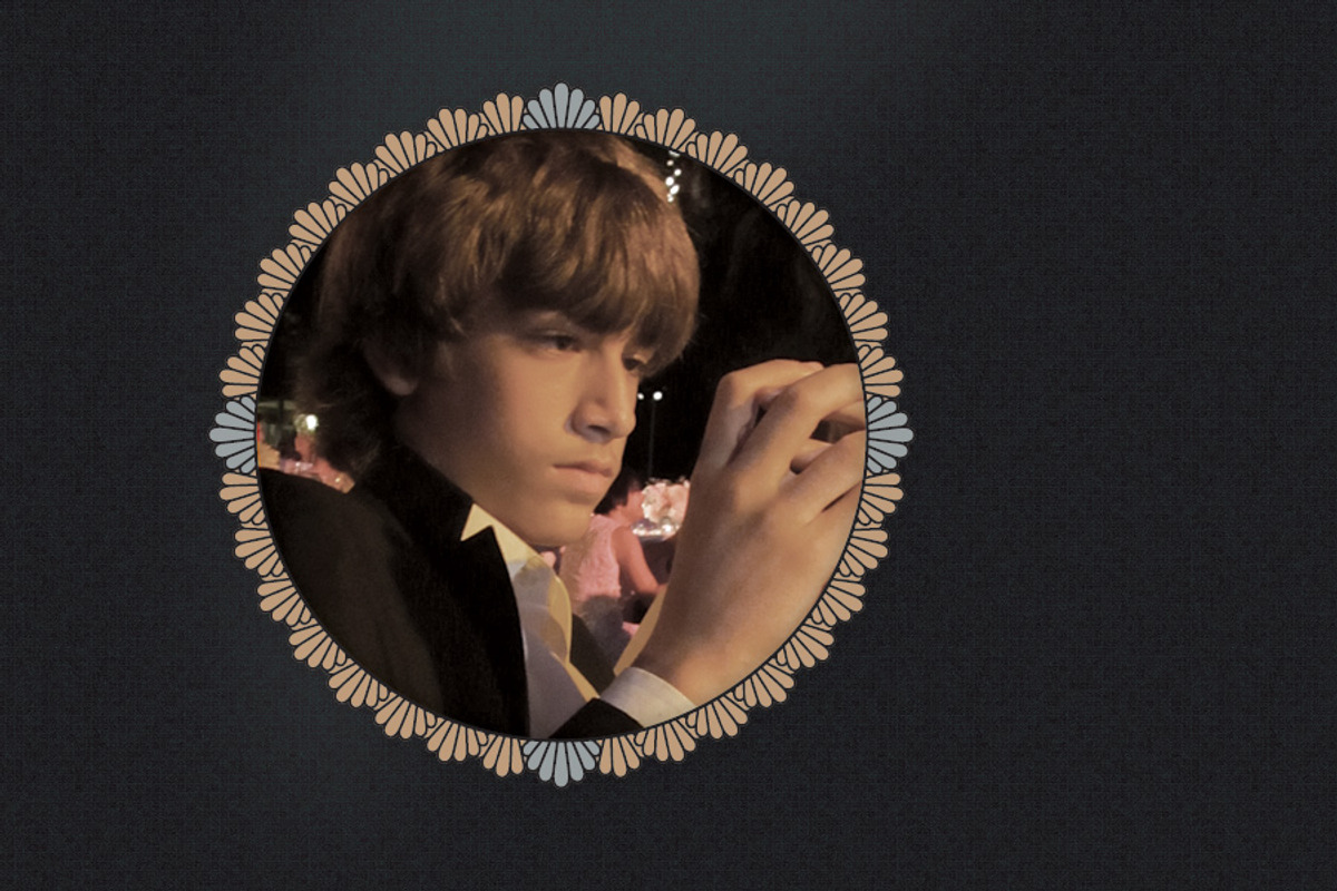 4 Ornate Round Frames, a Decorative Illustration by Penina (Photo 2 of 3)