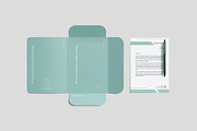 Presentation Folder Mockup, an Advertising Mockup by Se٧enStudio (Thumbnail 4 of 5)