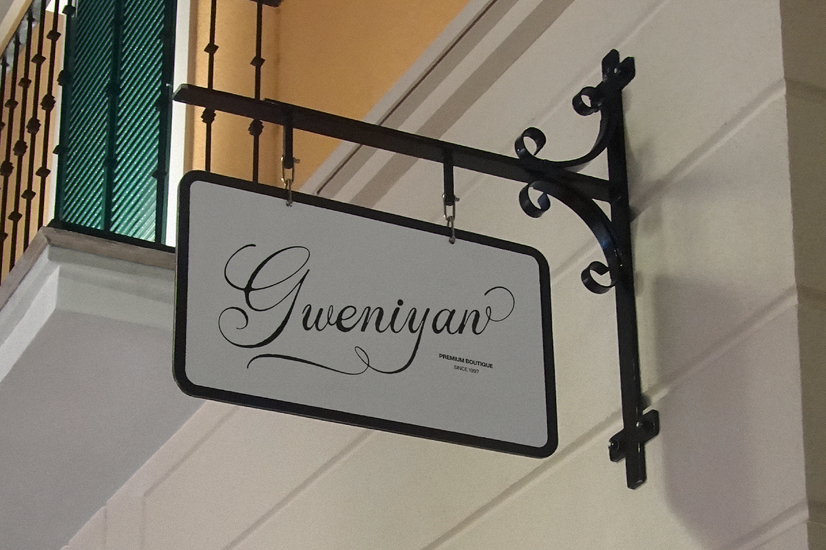 Alventary | Classic Elegant Script, a Script Font by gracetype_studio (Photo 8 of 12)