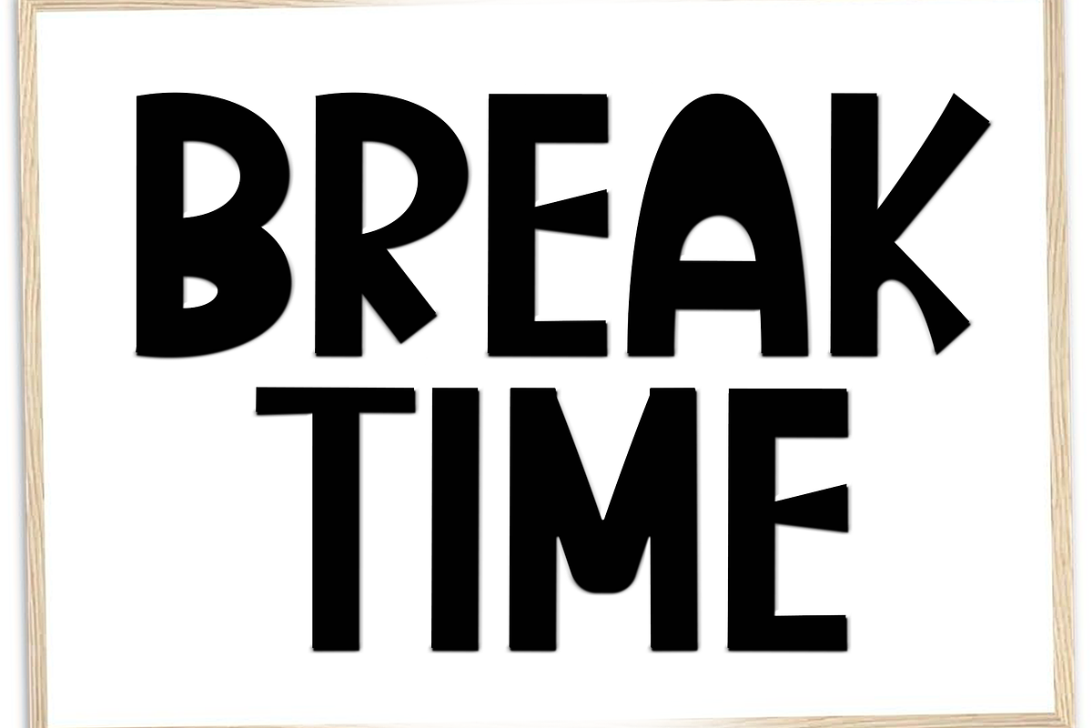Comic Book, a Serif Font by InermediaSTUDIO (Photo 6 of 8)