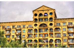 Residential building in the city centre of Baku, an Architecture Photo by Leonid Andronov